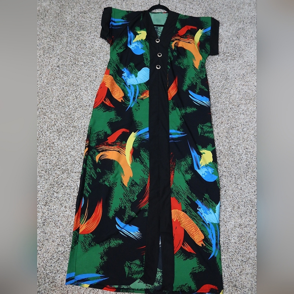 Colorful Abstract Short Sleeve Kaftan Dress Pockets One Size NWOT
